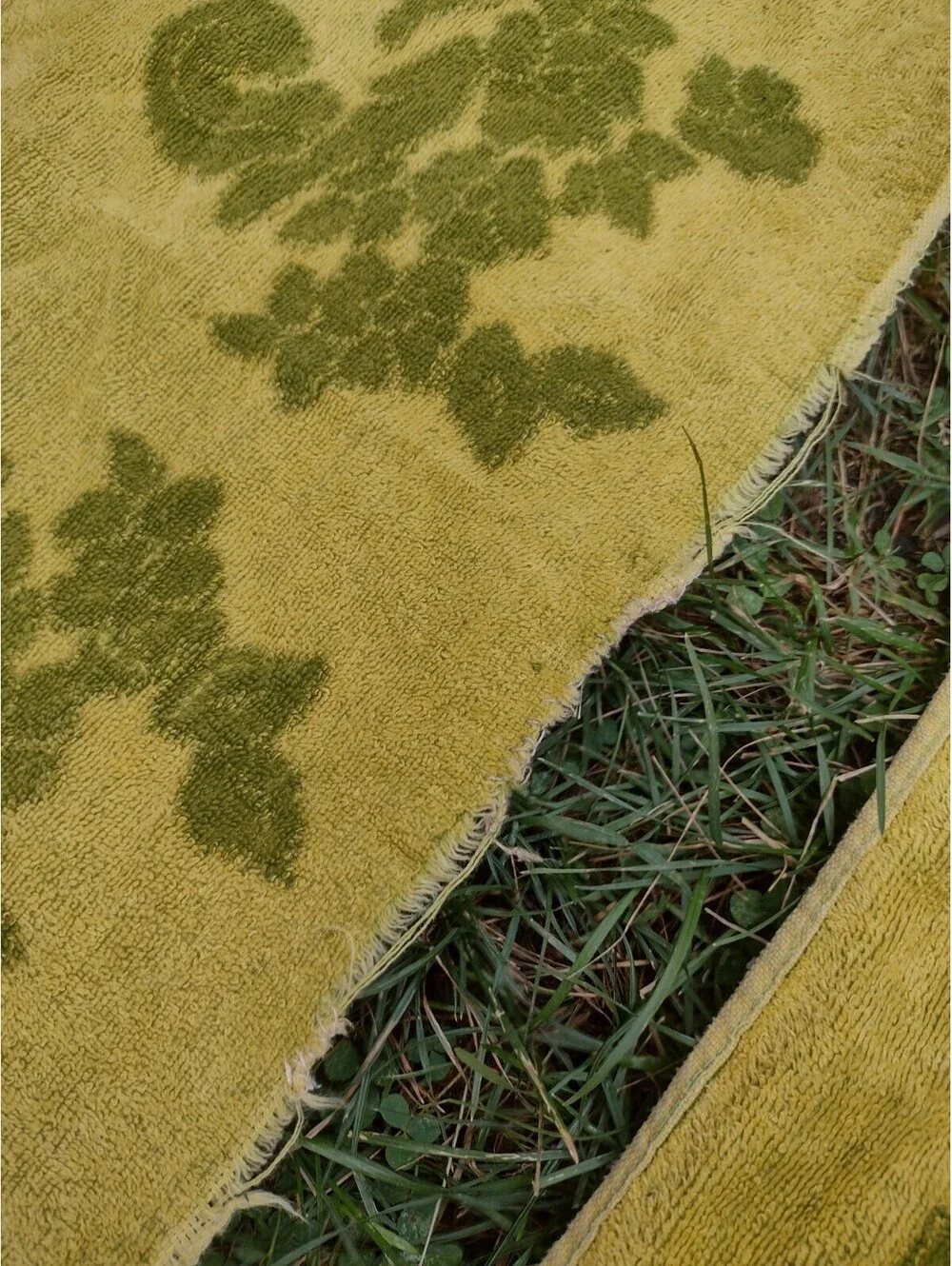 Vintage 60s Cannon Monticello Bath Towels Set 2 Yellow Green Velour Floral USA